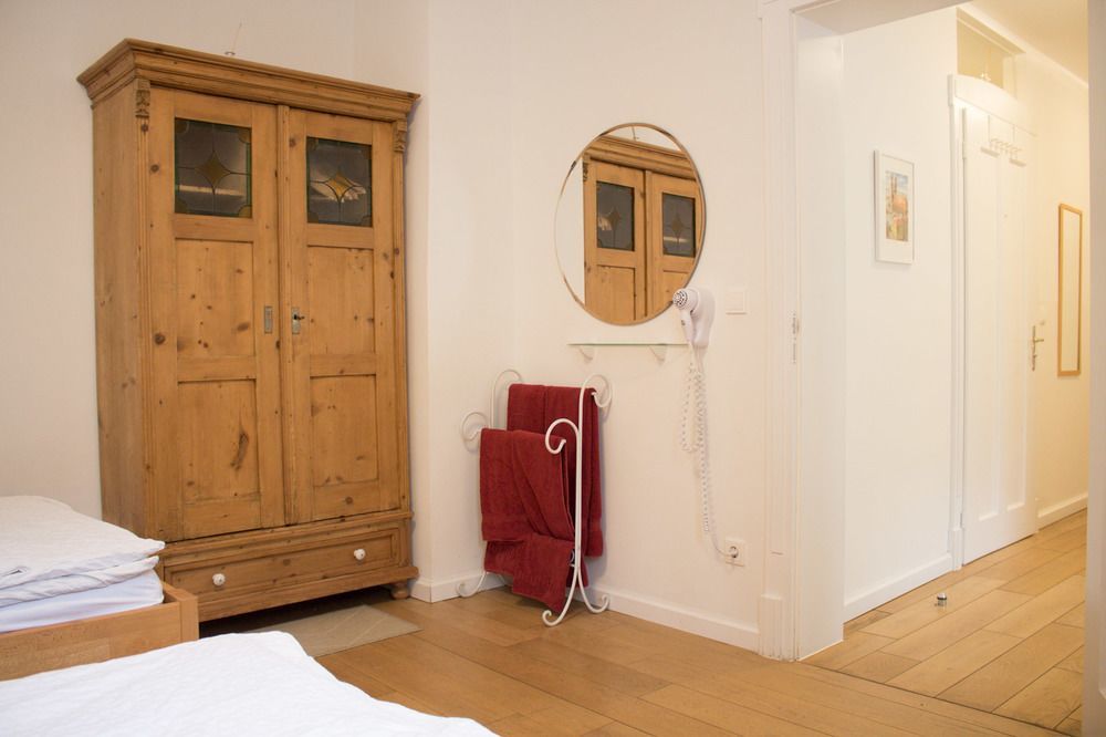 Vier Zimmer Mnichov Exteriér fotografie